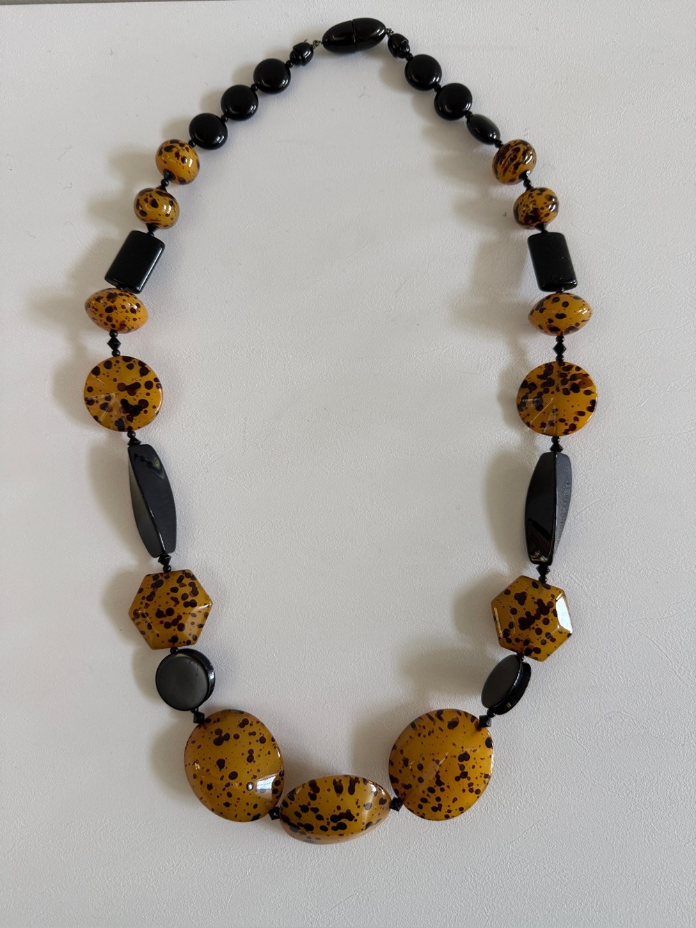 ANGELA CAPUTI Multicolor Long Chain Beaded Resin Necklace